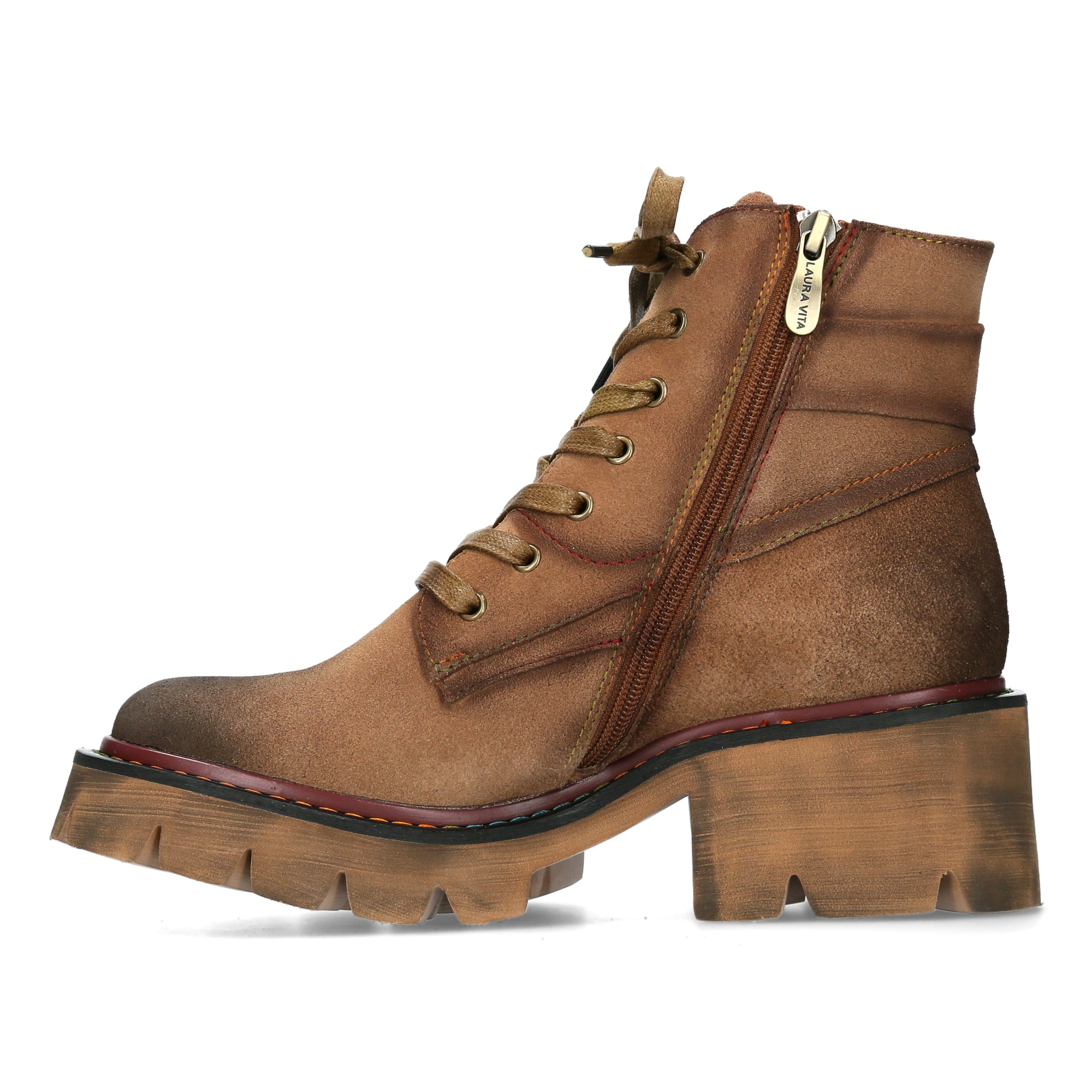 Botas OMIO 01