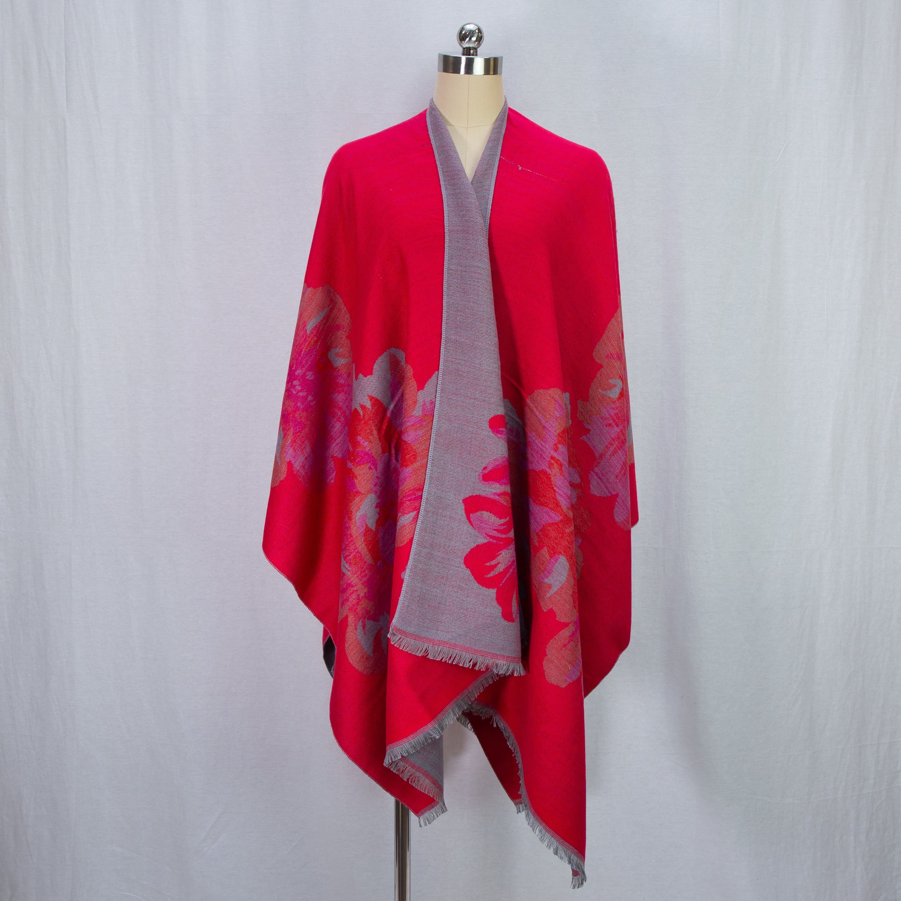 Bryone Poncho - shawl