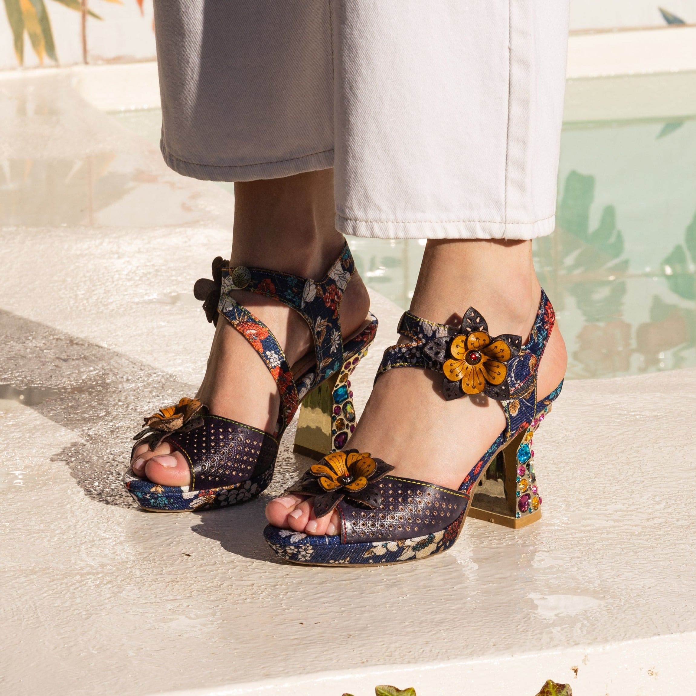 Laura Vita Sandals HICAO 23 Sandals - Main Image